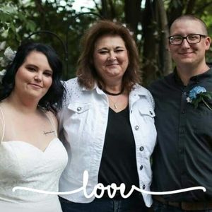 Meet your Posher, Connie